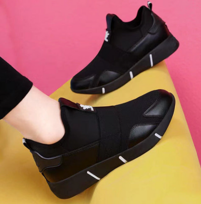 Women’s Lightweight Breathable Soft Sole Comfort Shoes