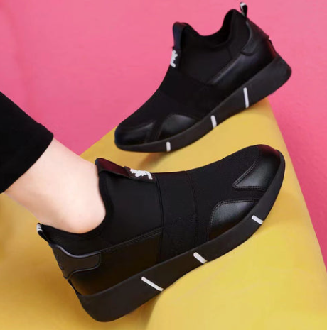 Women’s Lightweight Breathable Soft Sole Comfort Shoes