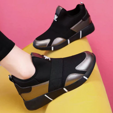Women’s Lightweight Breathable Soft Sole Comfort Shoes