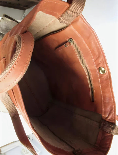 Women’s Timeless Leather-Look Everyday Shoulder Bag