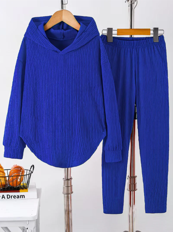 Women’s Relaxed Hooded Top and Stretch Leggings Set