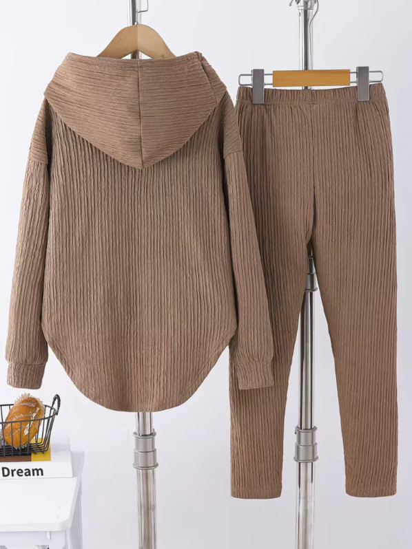 Women’s Relaxed Hooded Top and Stretch Leggings Set