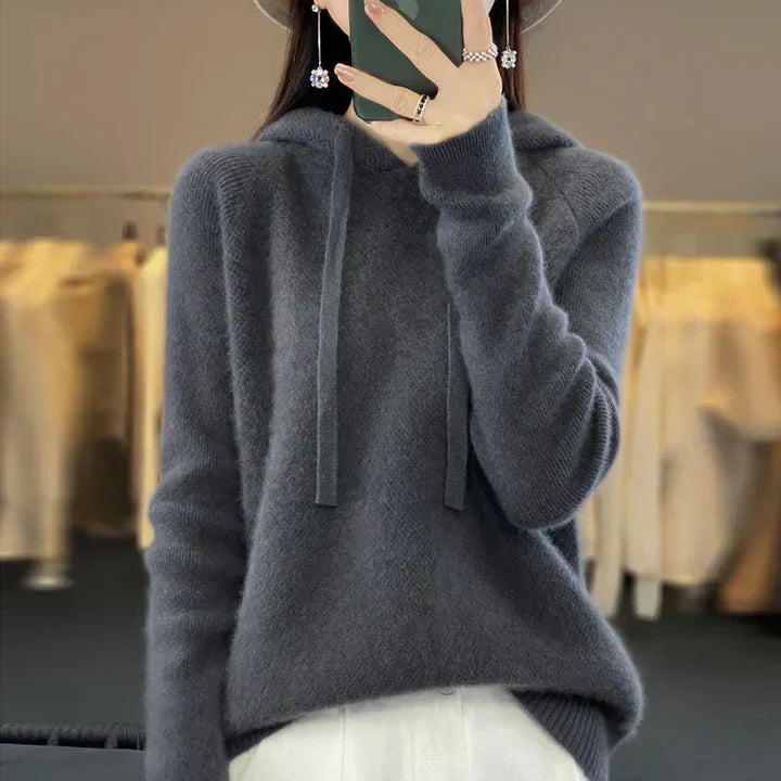 Women’s Elegant Moisture-Wicking Winter Sweater