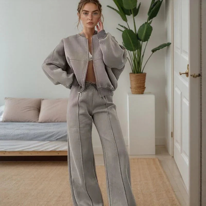 Women’s Minimalist Comfort Sweatshirt Set