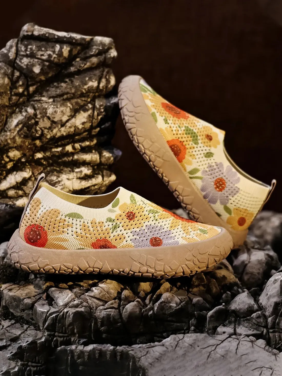 Women’s Knitted Lace-Up Trainers
