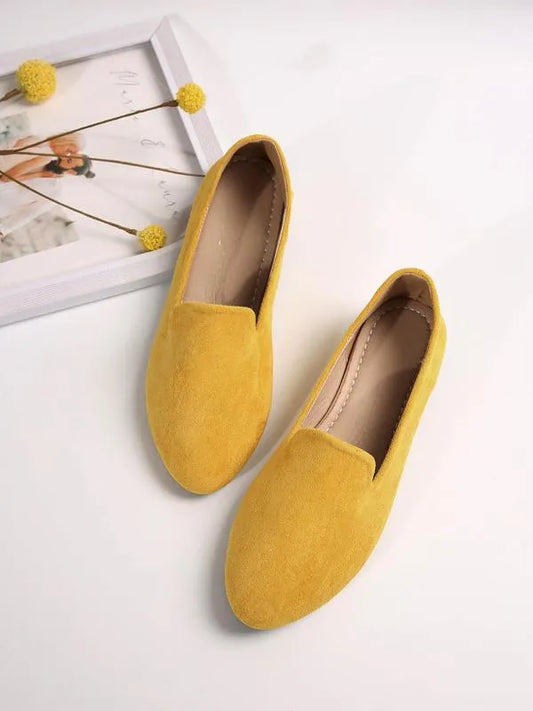 Women’s Pointed Toe Supportive Leather-Look Flats