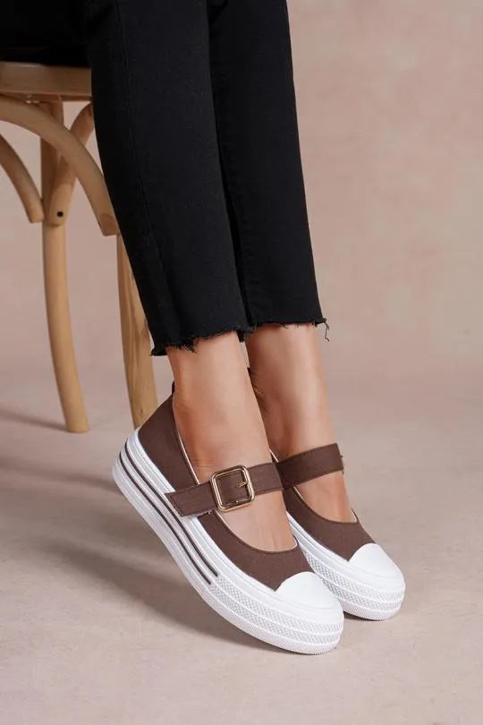Women’s Adjustable Strap Lightweight Comfort Trainers