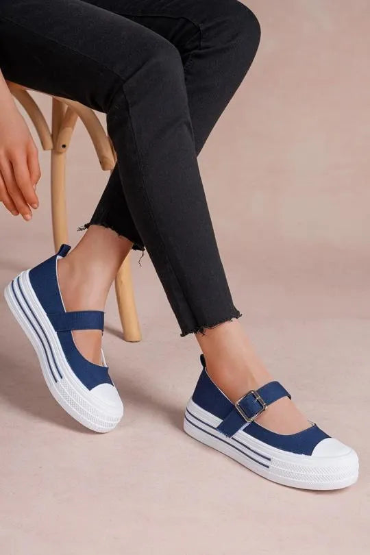 Women’s Adjustable Strap Lightweight Comfort Trainers