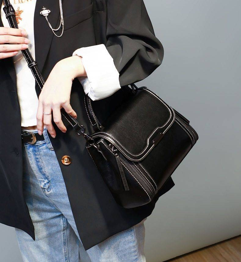 Women’s Elegant Large-Capacity Crossbody Handbag