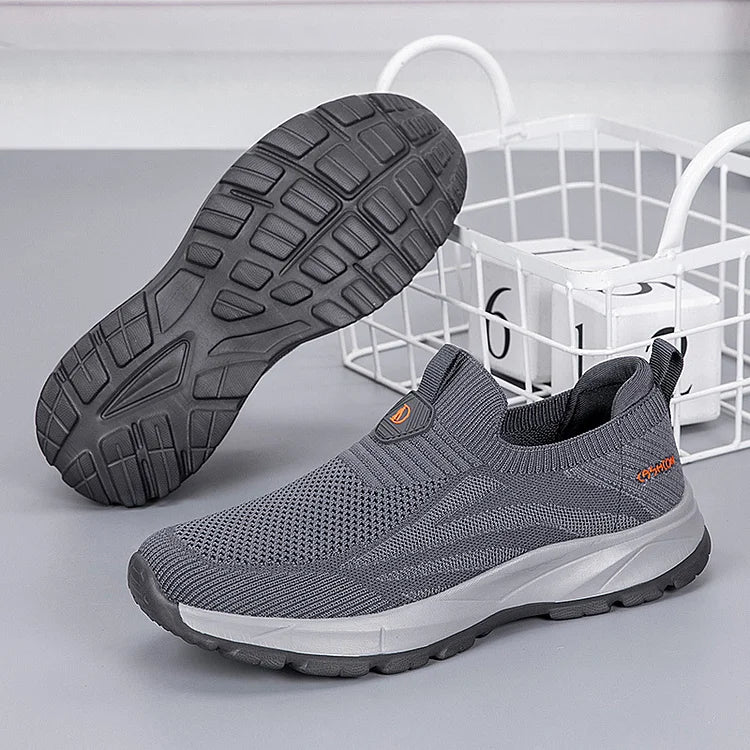 Men’s Easy-Slip Breathable Trainers 👟