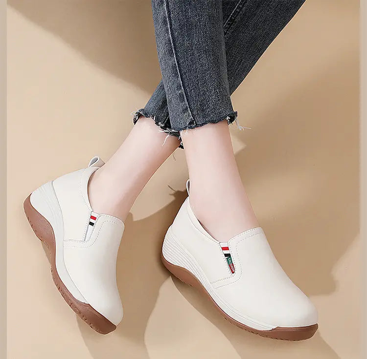 Women’s Fashion Thick Soles Leather-Look Shoes