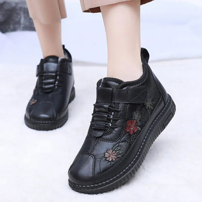 Women’s Winter Fleece-Lined Leather-Look Comfort Shoes