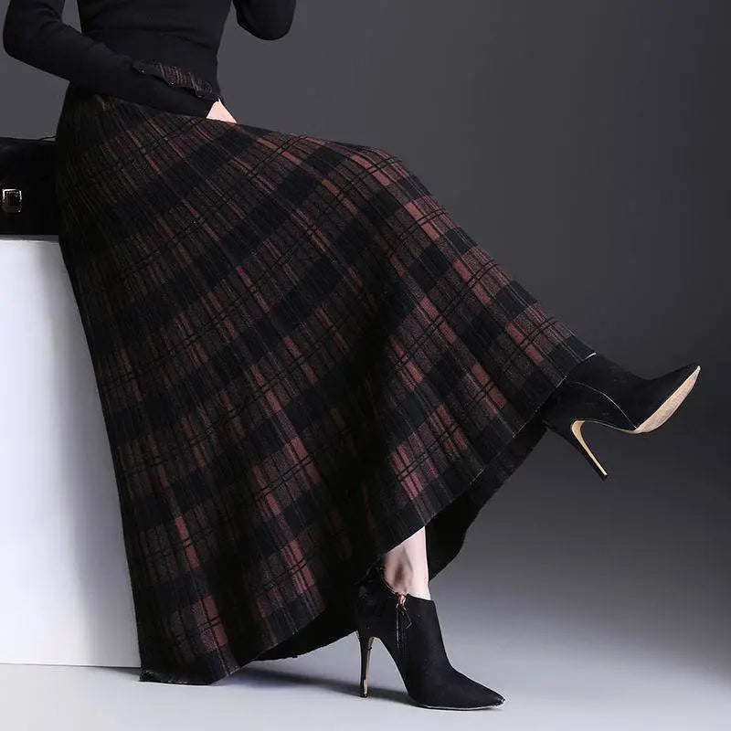 Women’s Knitted Wool Blend Plaid Maxi Skirt