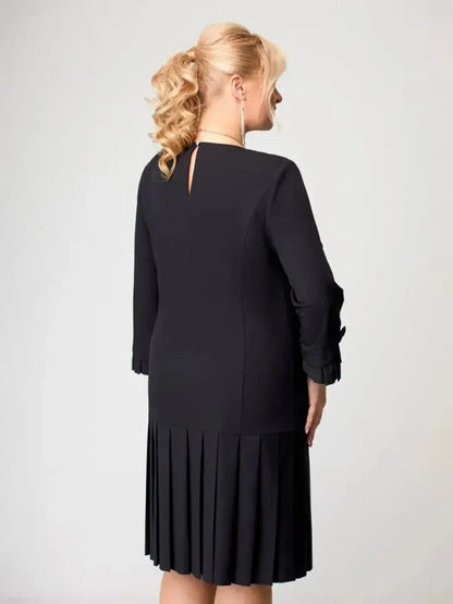 Women's Timeless Solid Colour Pleated Hem Dress
