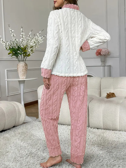Cozy Bear Embroidered Women’s Long-Sleeve Robe Set