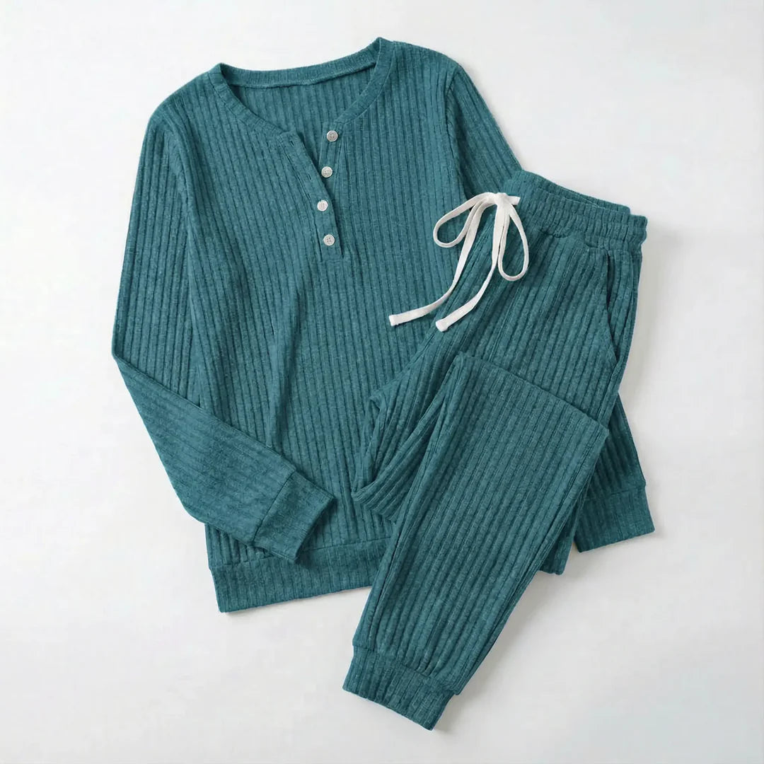 Women’s Soft-Knit Relaxed Comfort Loungewear Set