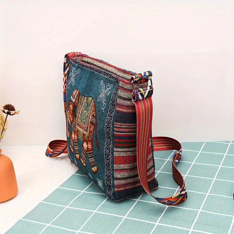 Embroidered Vintage-Style Shoulder Bag