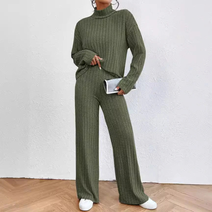 Women’s High-Neck Fur-Collar Embossed Knit Lounge Set