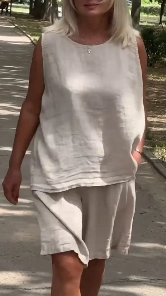 Women’s Sleeveless Casual Top and Shorts Set