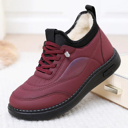 Women's winter shoes with soft sole and plush lining