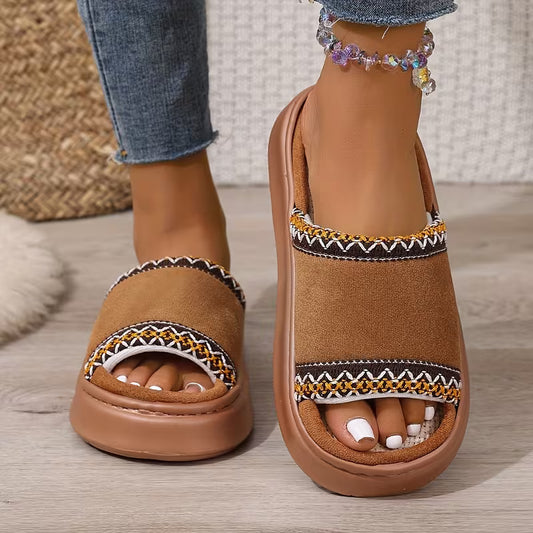 Women’s Contrast Stitch Platform Slides