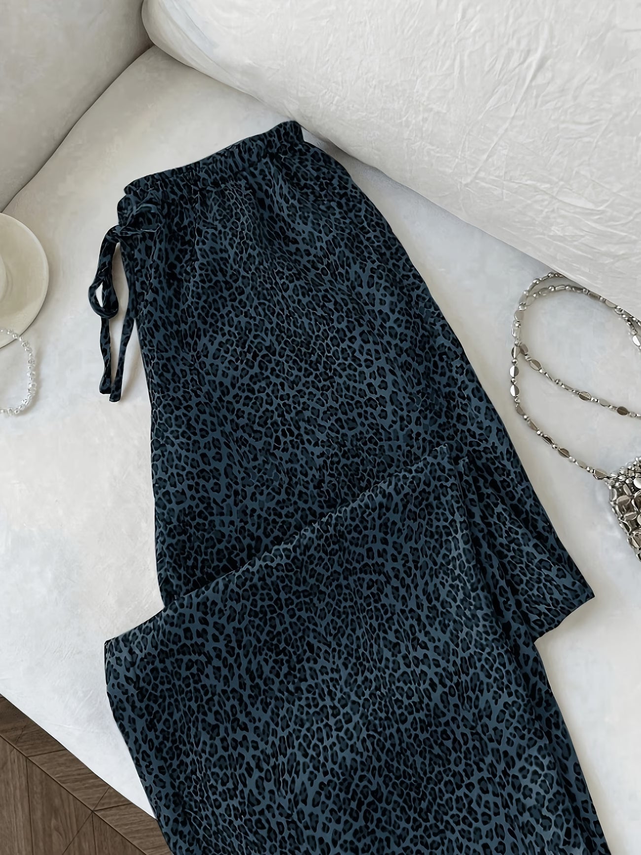 Women's High-Waisted Leopard Print Wide-Leg Trousers