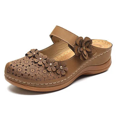 Women's Leather-Look Retro Flower Sandals