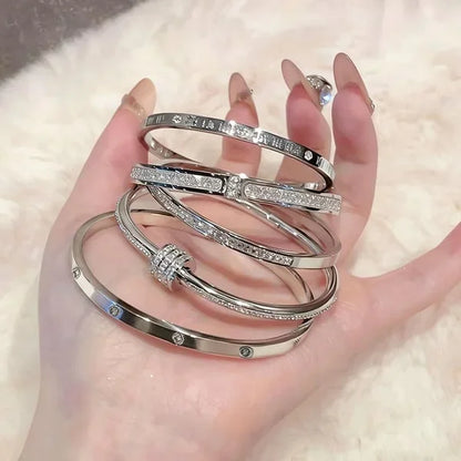 Women’s Gold & Silver Mixed Metal 5-Piece Bracelet Set