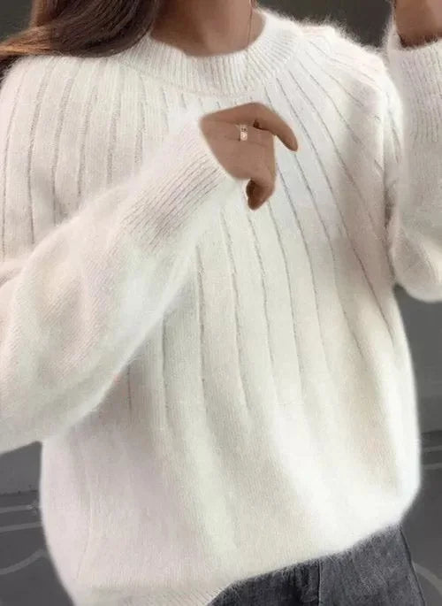 Round Neck Sweater with Fluffy Collar
