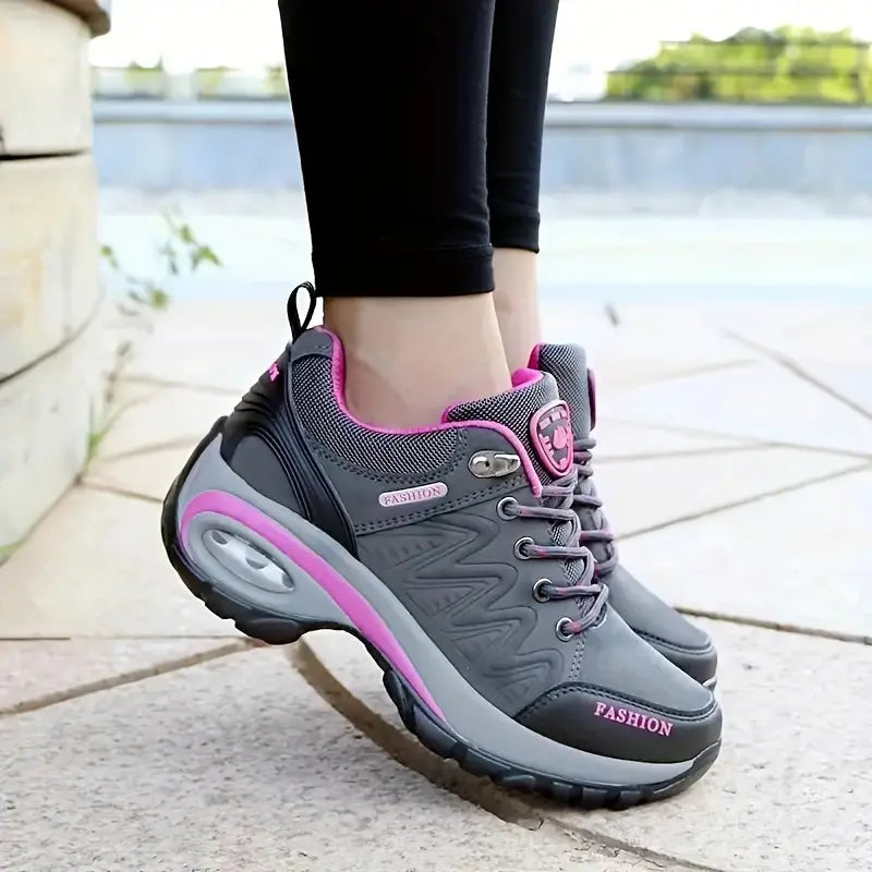Women’s Comfort Fit Everyday Sneakers