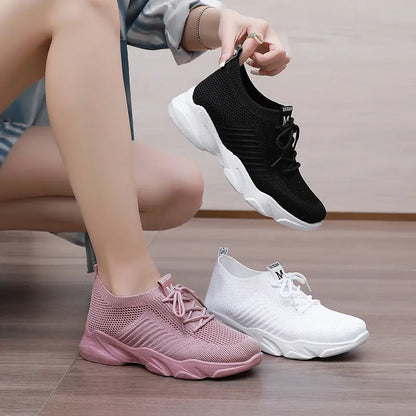 Comfortable and Chic Women's Sneakers
