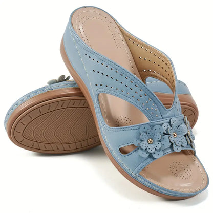 Women's Flowers Decor Slide Sandals