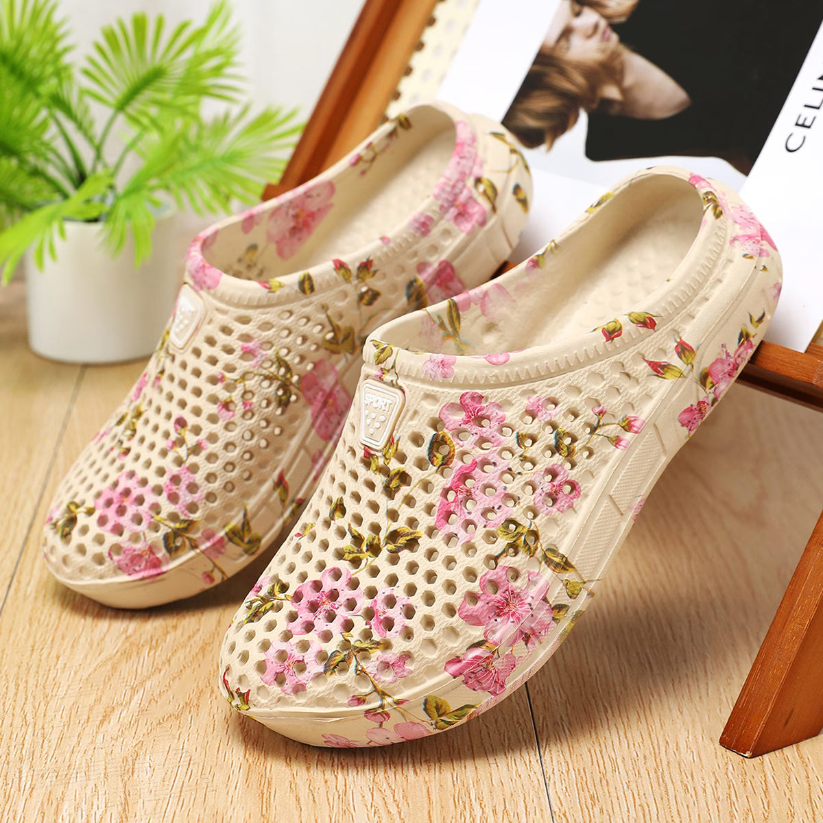 Women's Floral Print Ventilated Clog Slides