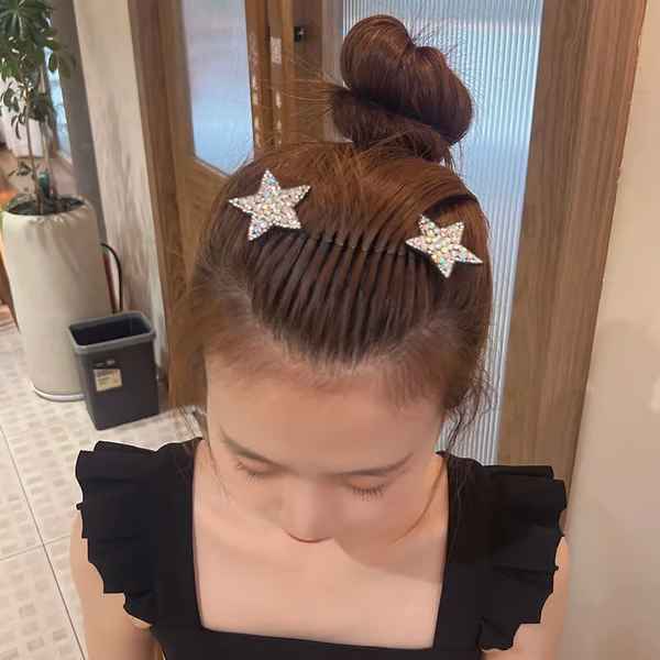 Women’s Rhinestone Star Flyaway Control Hair Comb