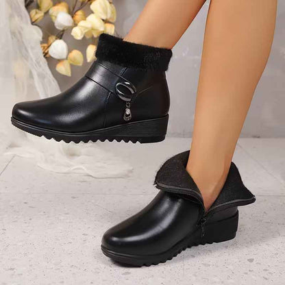 Women’s Wide-Fit Faux-Fur Collar Winter Ankle Boots