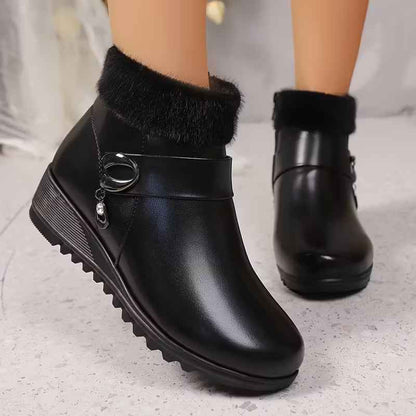 Women’s Wide-Fit Faux-Fur Collar Winter Ankle Boots