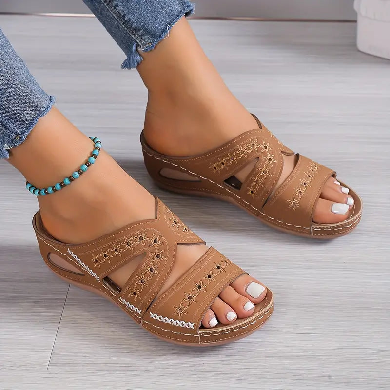 Round Toe Comfort Flip Flops