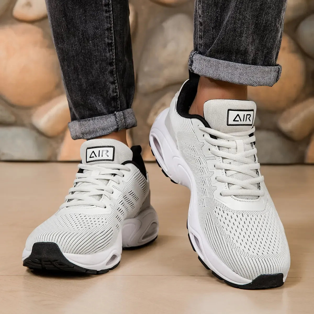 Men’s Mesh Lace-Up Trainers