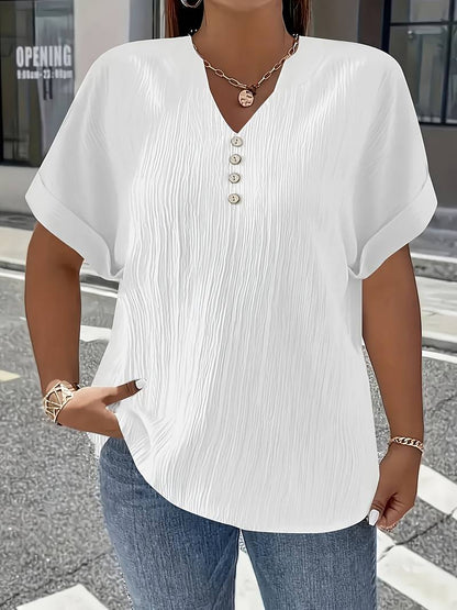 Women’s Plus Size Textured V-Neck Button Detail Short Sleeve Top