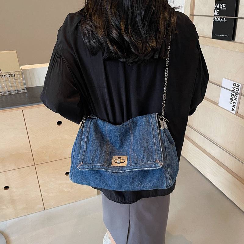 Women's Retro Chain Strap Shoulder Bag