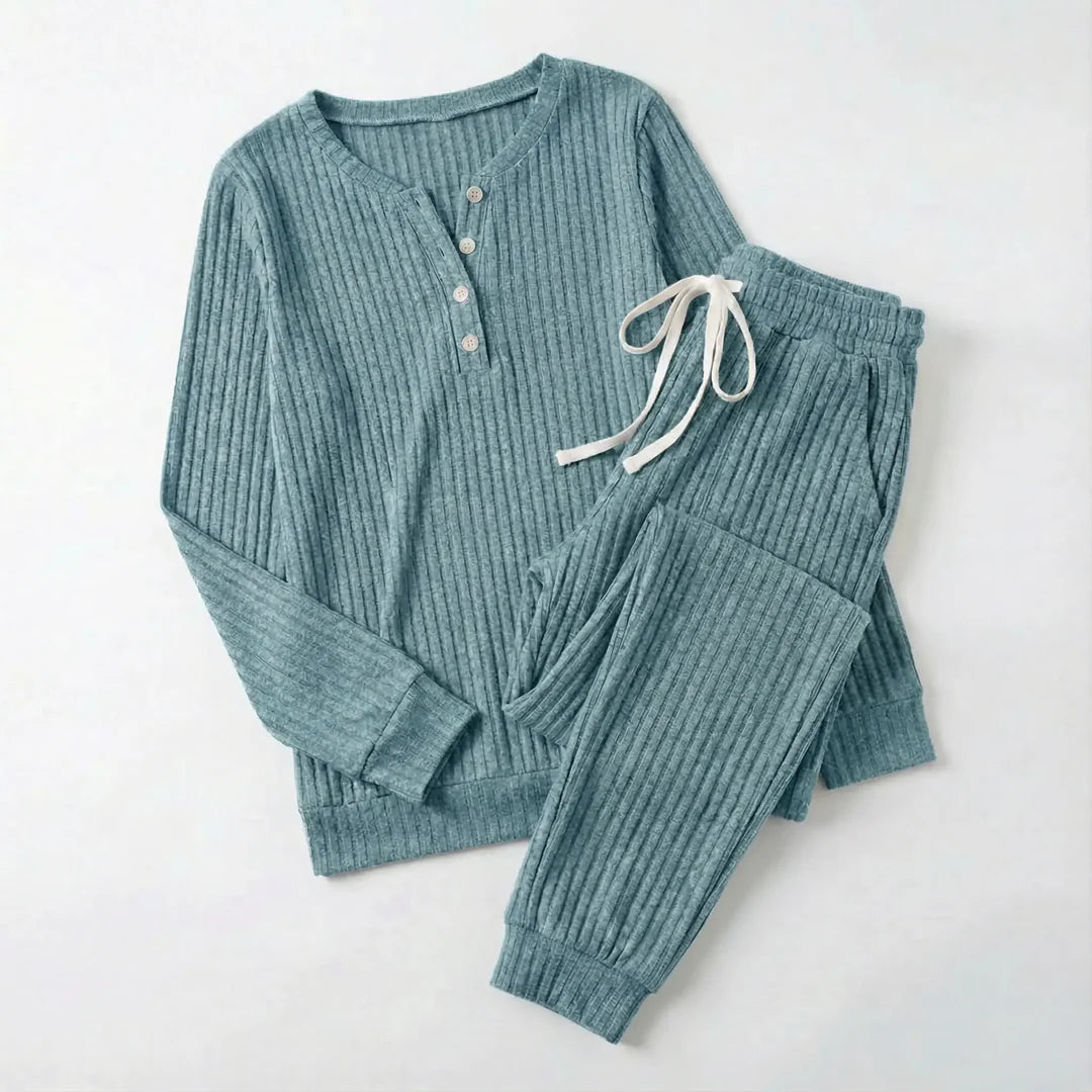 Women’s Soft-Knit Relaxed Comfort Loungewear Set