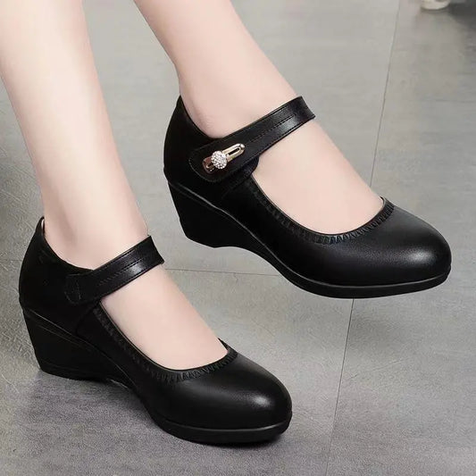 Women’s Cushioned Mid-Heel Comfort Shoes