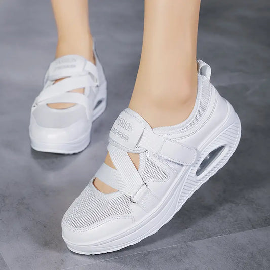 Women's Soft And Stylish Casual Shoes
