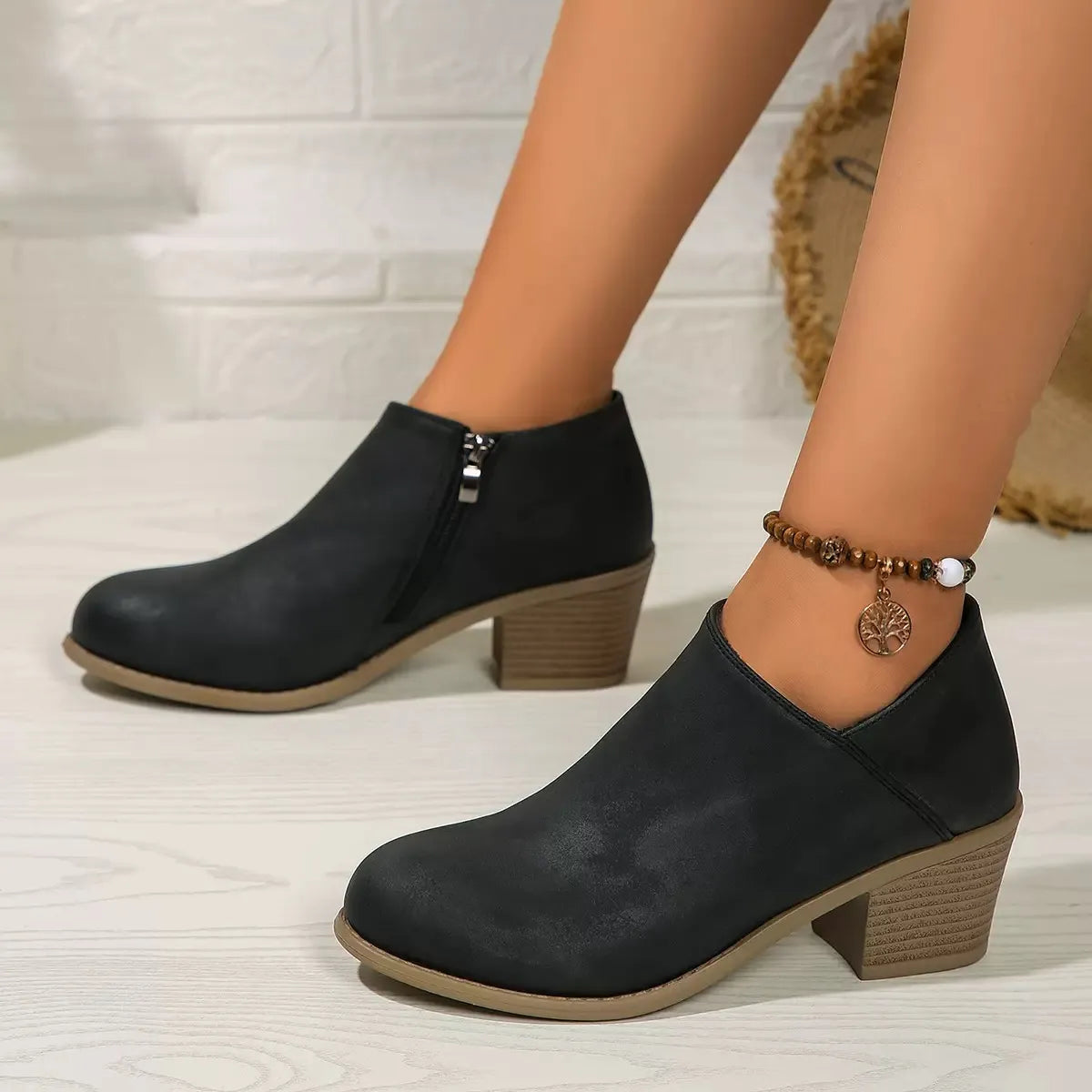 Women's Solid Colour Trendy Boots