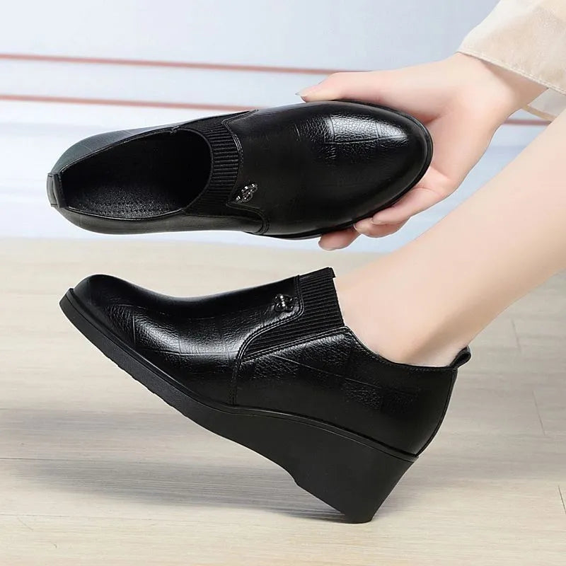 Women’s Solid-Colour Fashion Wedge Leather-Look Shoes