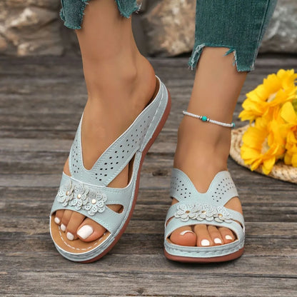 Wedge-heeled Thick-soled Hollow Rivet Flower Slippers