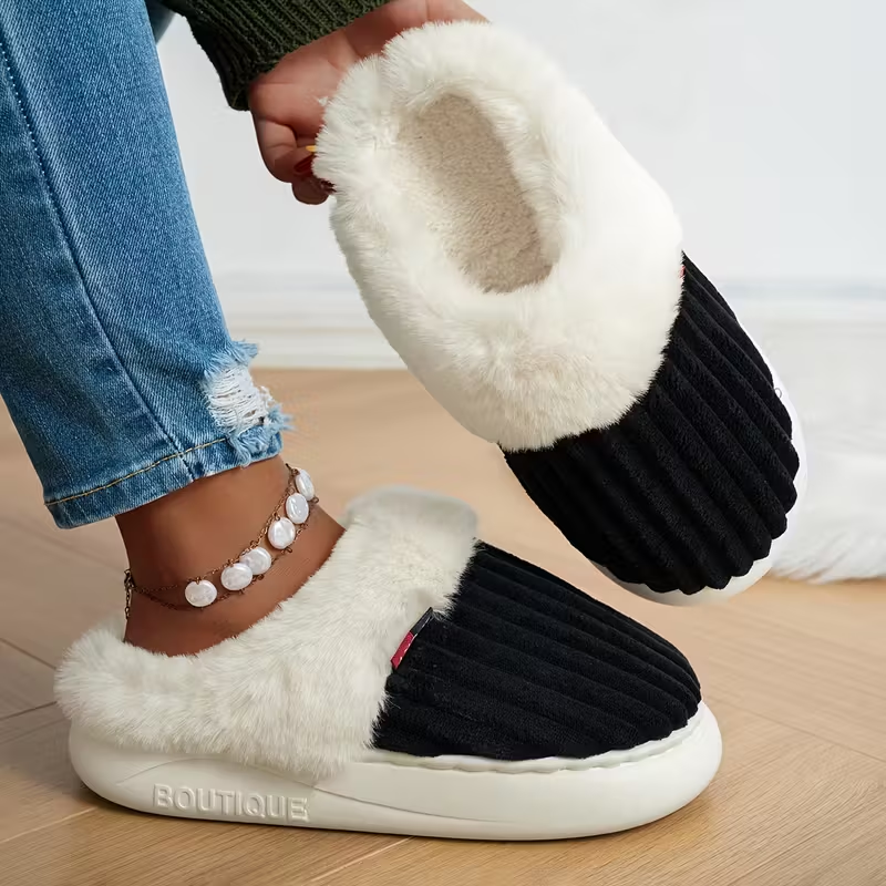 Women’s Plush Fleece-Lined Winter Slippers