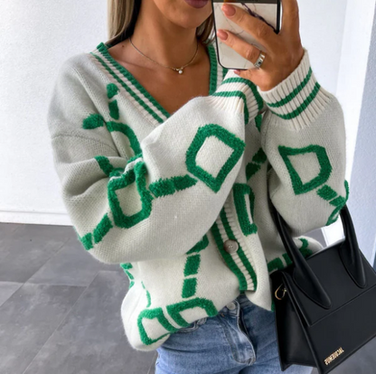 Women's Buttoned V-neck knitted cardigan