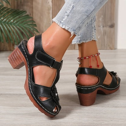 Women’s Floral Cut-Out Chunky Heel Comfort Sandals