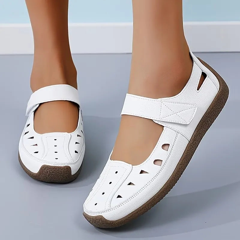 Women's Cut-Out Mary Jane Flat Shoes